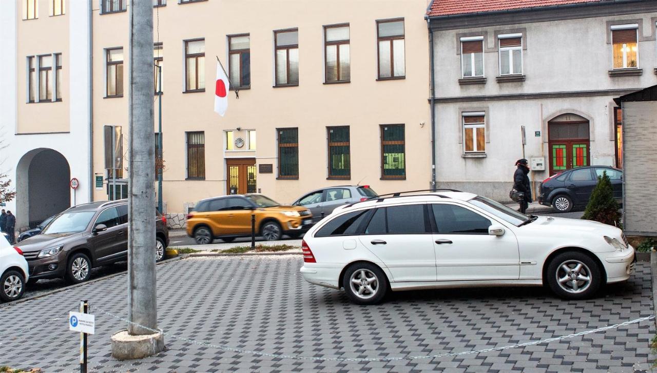 Hotel Kandilj SJJ Eksteriør billede